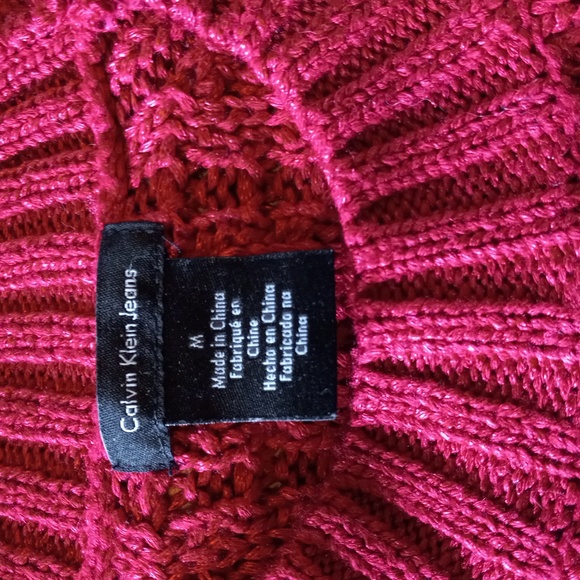 Calvin Klein Jeans ReddishDarkPink Long Sleeve Pullover Size M Ex. Cond.like new - Picture 3 of 11